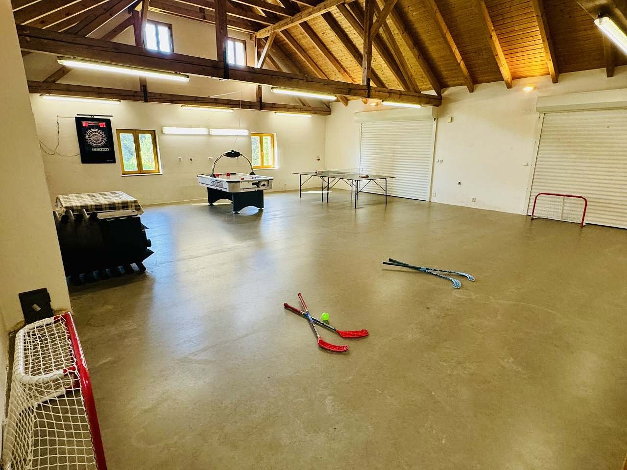 Společenská místnost - florbal